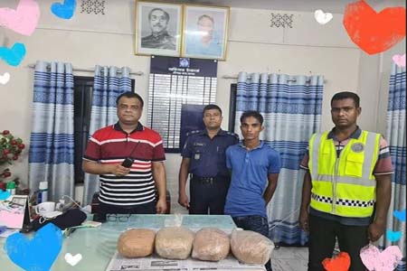যশোরের চৌগাছায় গাঁজা সহ মাদক ব্যবসায়ী আটক 