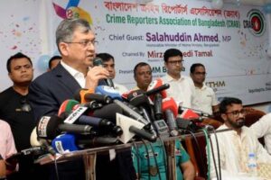 অপরাধের মূল কারণ অনুসন্ধানে ক্রাইম রিপোর্টারদের ভূমিকা জরুরি: স্বরাষ্ট্রমন্ত্রী
