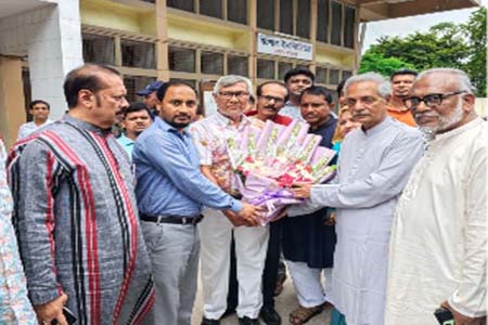 বিশ্বপরিসরে তুলে ধরতে কাজ