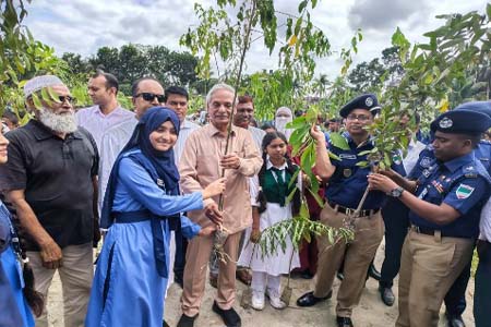 চারা রোপণ কর্মসূচির উদ্বোধন