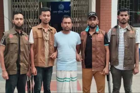 ডাকাত সর্দার হেলাল গ্রেফতার