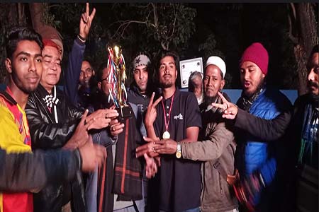 ব্যাডমিন্টন টুনামেন্টের ফাইনাল খেলা