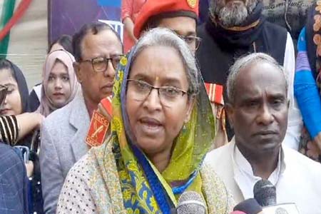 বাবা-মাকে আর বৃদ্ধাশ্রমে দিতে হবে না, ডে কেয়ার সেন্টার হবে -সমাজকল্যাণ মন্ত্রী