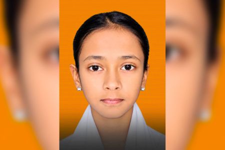 সাতকানিয়ায় বাসের ধাক্কায় আহত স্কুলছাত্রী ঈশা দাশের মৃত্যু
