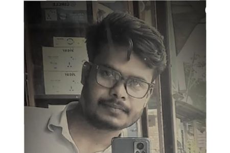 পাইকগাছায় ঘরের তালা ভেঙে আরএফএল কর্মকর্তার লাশ উদ্ধার, বাইকসহ চম্পট রুমমেট