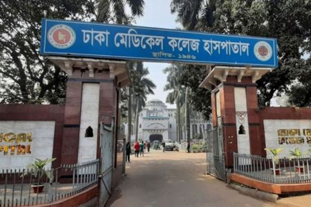 ঢামেক হাসপাতাল চত্বরে ২ নারীর লাশ উদ্ধার