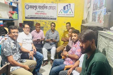 ঢাবিতে ভর্তিচ্ছু ফরিদপুরের শিক্ষার্থীদের পাশে দাঁড়াচ্ছেন ডাকসুর আন্তর্জাতিক সম্পাদক জসিম
