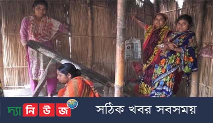 কালের বিবর্তনে হারিয়ে যাচ্ছে গ্রাম বাংলার ঐতিহ্যবাহী ঢেঁকি