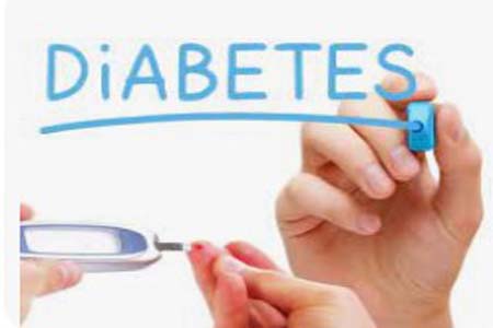 ভাজা নয় কাঁচা বাদাম