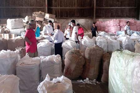 আমদানিকৃত কোটি টাকার ব্লেড কারসাজি