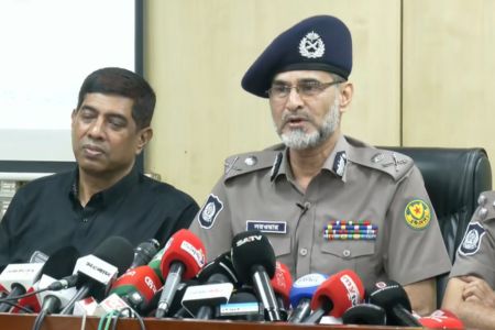 দুদিনে ৯৪ চাঁদাবাজ গ্রেফতার, তদবিরে ছাড়া হবে না - ডিএমপি কমিশনার