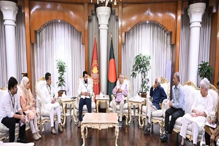 রাষ্ট্রীয় অতিথি ভবনে (এনসিপি)