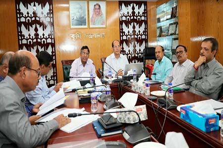 চালের চাহিদার গতির সাথে তাল রেখে উৎপাদন বাড়ানোর তাগিদ কৃষিমন্ত্রীর