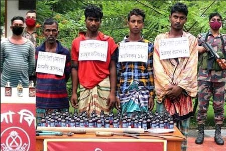 সীমান্ত পথে আসছে মাদবদ্রব্য