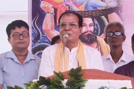 বাংলাদেশে সব ধর্মাবলম্বীর সমান মর্যাদা ও অধিকার থাকতে হবে – ত্রাণমন্ত্রী