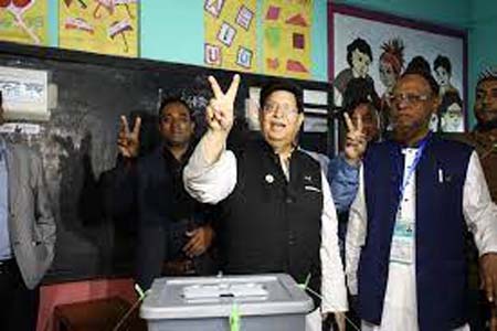 শান্তিপূর্ণভাবে ভোট