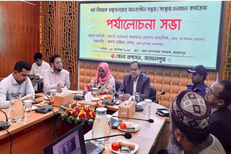 শিক্ষার মান নিশ্চিত করতে হবে