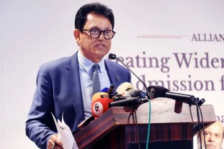 পাবলিক বিশ্ববিদ্যালয়ে ইংরেজি মাধ্যমের শিক্ষার্থীদের ভর্তির সুযোগ বাড়াতে কমিটি