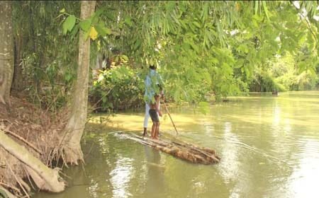 সাতার কেটে বের হন বাড়ী থেকে