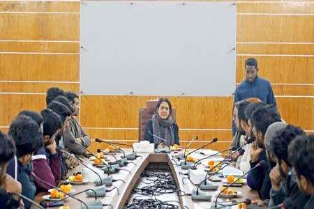 শিক্ষার্থীদের গুরুত্বপূর্ণ ভূমিকা