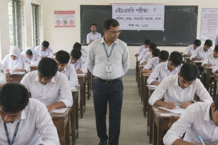 এইচএসসি পরীক্ষাকেন্দ্রের ২০০ গজের মধ্যে জনসাধারণের প্রবেশ নিষেধ