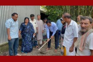 গরুর গোয়ালঘরে বসবাস করা সোহেল-ঝর্ণার পাশে প্রশাসন: শুরু হলো ঘর ও দোকান নির্মাণ