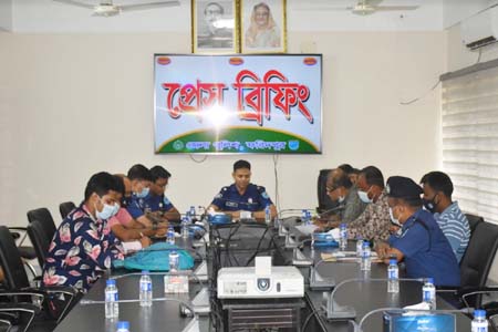 সালথায় ভ্যানচালক হত্যা মামলার রহস্য উদঘাটন, গ্রেফতার-৫