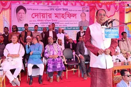 অসুস্থ খালেদা জিয়ার জন্য দোয়ার মাহফিলে জনতার ঢল, তৈরি হলো জনসমুদ্র