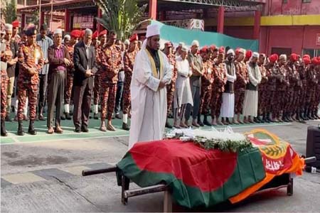 সম্পন্ন হল নয়নের প্রথম জানাজা