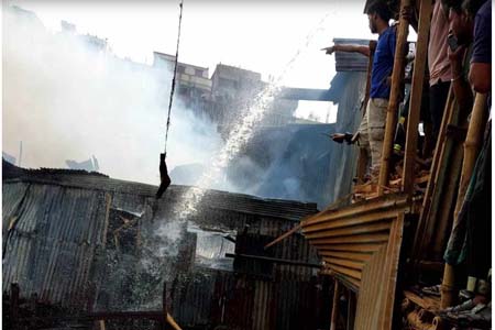 আগুন নিয়ন্ত্রণে