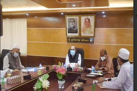 স্বচ্ছতা, আন্তরিকতা ও একাগ্রতার সাথে প্রকল্প বাস্তবায়ন করতে হবে -মৎস্য ও প্রাণিসম্পদ মন্ত্রী