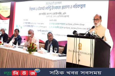 পোল্ট্রি উৎপাদনে সবধরনের সহায়তা