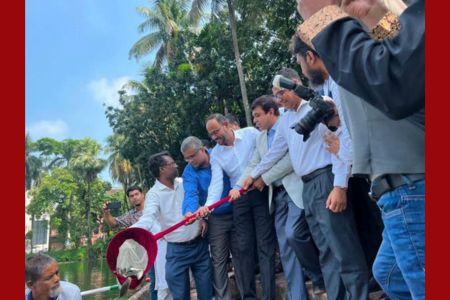 মাছে-ভাতে বাঙালির ঐতিহ্য ধরে রাখতে মৎস্য উৎপাদন বাড়াতে হবে – প্রতিমন্ত্রী সুলতান সালাউদ্দিন টুকু