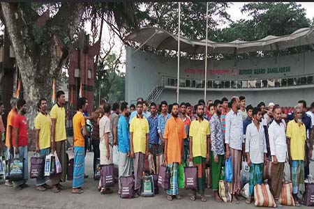 জেলেকে দেশে হস্তান্তর