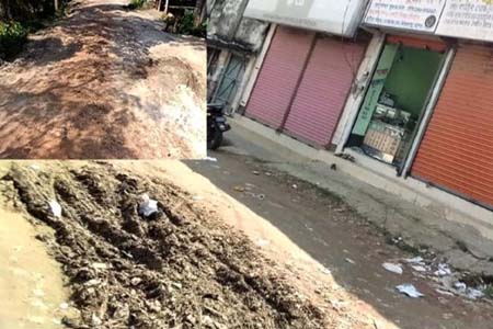 ঝিকরগাছায় খানা-খন্দের রাস্তা সংস্কারের টেন্ডার হলেও কার্যক্রম বন্ধ : চরম ভোগান্তিতে শিক্ষার্থী ও এলাকাবাসী