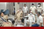 অসুস্থ জ্বালানি মন্ত্রীর খোঁজ নিতে বাসায় গয়েশ্বর রায়