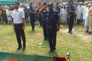 রাষ্ট্রীয় মর্যাদায় বীর মুক্তিযোদ্ধা আঃ গফুর মন্ডলের দাফন সম্পন্ন