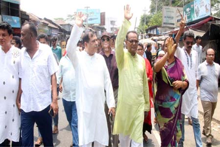 একসাথে তিন চেয়ারম্যান প্রার্থীর প্রচারনা