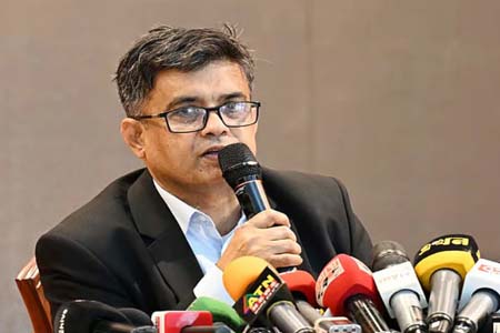 গণতান্ত্রিক ব্যবস্থা পুনর্গঠনের জন্য সংস্কার