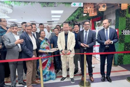 পরিবেশ সুরক্ষায় সবুজ অর্থায়ন ও প্রযুক্তির ব্যবহার বাড়াতে গুরুত্বারোপ পরিবেশ প্রতিমন্ত্রীর