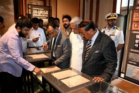 জুলাই গণঅভ্যুত্থান স্মৃতি জাদুঘর পরিদর্শন করলেন স্পিকার, ডেপুটি স্পিকার ও সংস্কৃতি বিষয়ক মন্ত্রী