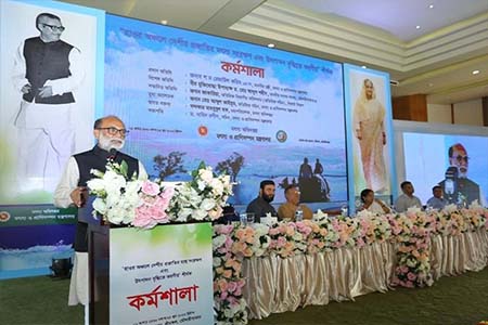 হাওর অঞ্চলে দেশীয় মাছ রক্ষায় সম্মিলিতভাবে কাজ করার বিকল্প নেই -মৎস্য ও প্রাণিসম্পদ মন্ত্রী