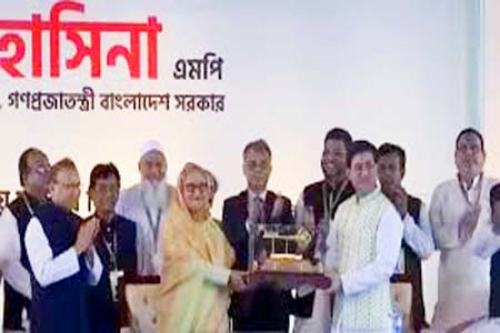রাজধানীতে বঙ্গবাজার মার্কেটসহ চারটি প্রকল্প উদ্বোধন করলেন প্রধানমন্ত্রী
