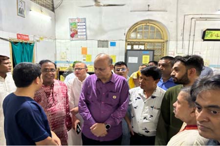 ঈদের দিন স্বাস্থ্যসেবা নিশ্চিতে হাসপাতাল পরিদর্শনে স্বাস্থ্য মন্ত্রী