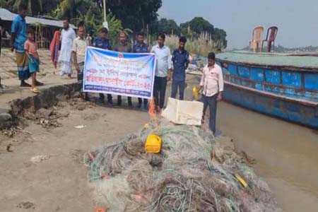 ইলিশ ধরা নিষিদ্ধের ১৪তম দিনে ৮০ হাজার মিটার জাল ধ্বংস