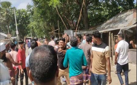 মাইকে ঘোষনা দিয়ে সংঘর্ষে