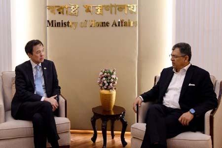 বর্তমান বৈশ্বিক প্রেক্ষাপটে স্ক্যাম, ফিশিং সহ বিভিন্ন ধরনের অনলাইন প্রতারণা ও সাইবার অপরাধ ক্রমান্বয়ে বাড়ছে।