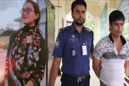 অদিতার উপর লোলুপ দৃষ্টি
