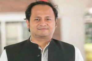 নওফেলের স্ত্রী ইমা ক্লেয়ারের বিদেশযাত্রায় আদালতের নিষেধাজ্ঞা