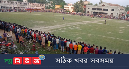 কালীগঞ্জ পৌরকাপ ফুটবল টুর্ণামেন্ট দিনের শেষ ট্রাইবেকারে বেনাপোলের জয়